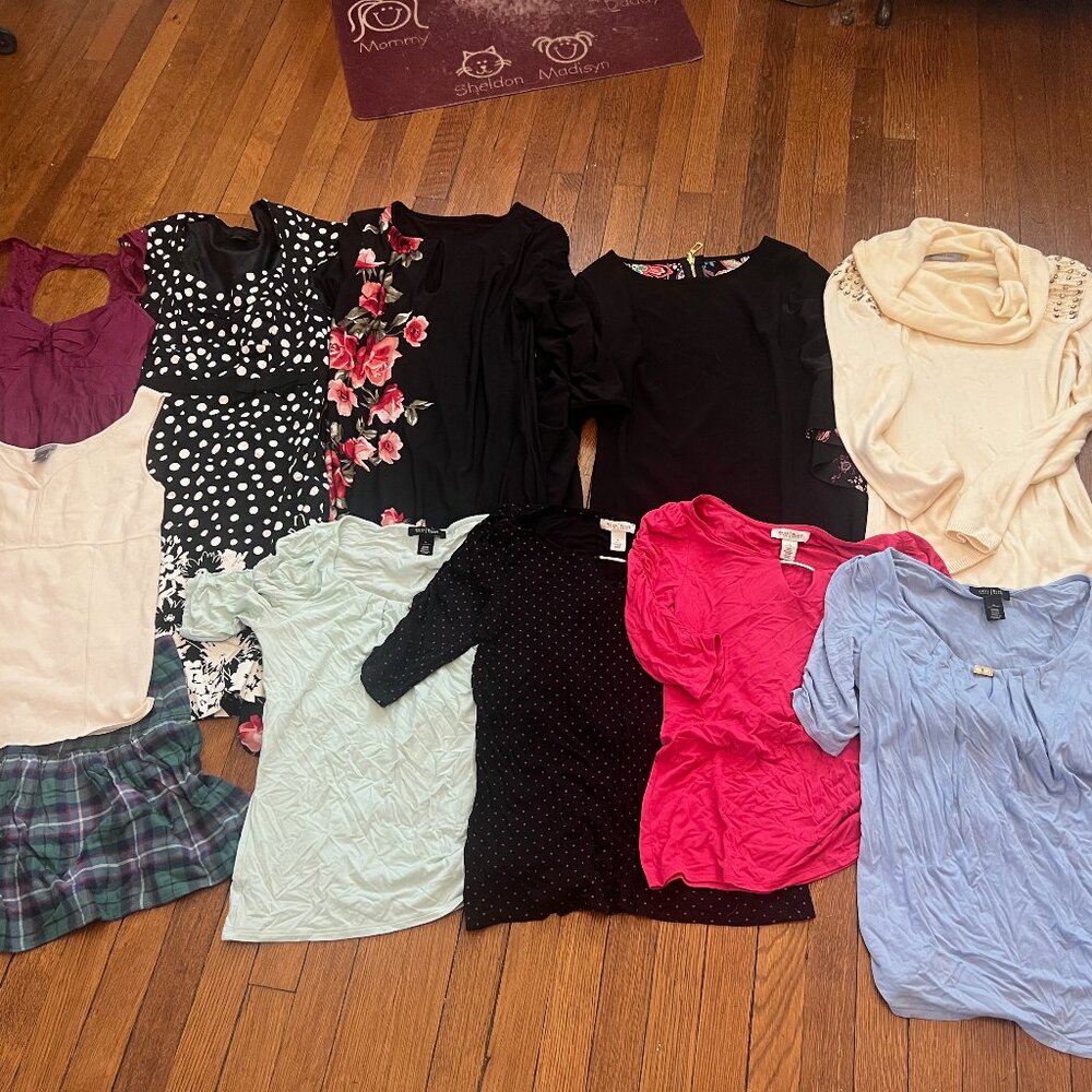 Bundle of size medium Dresses/tops